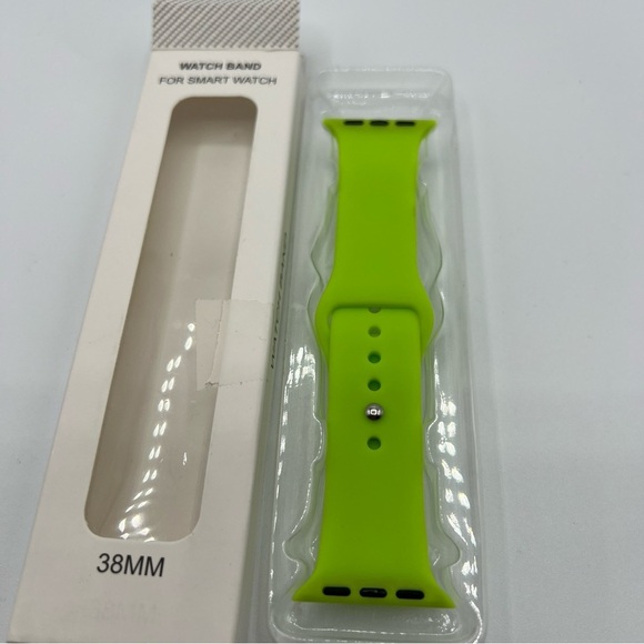 Women's Silicone Solid Color Apple Watch Strap in Green NWT MSRP $20 - Picture 4 of 6